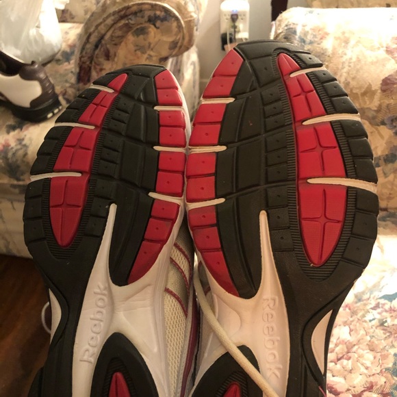 Reebok running shoes - Picture 12 of 15